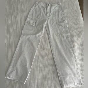Zara Women’s White Cargo Pants